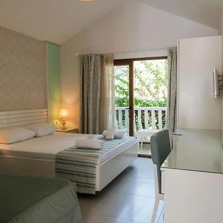 Ami Tai Superıor Pet Lovers Hotel *