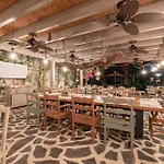 Ami Tai Superior Pet Lovers 酒店 费特希耶